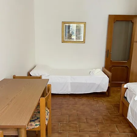 La Scogliera Appartement *