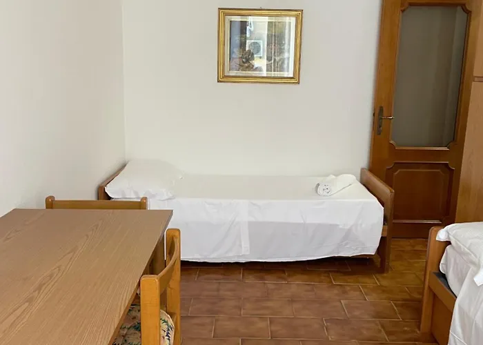 La Scogliera Apartment *