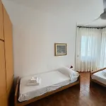 La Scogliera Апартаменты *