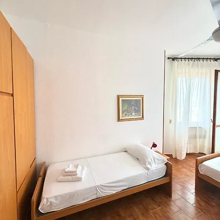Aparthotel La Scogliera *